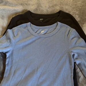 GAP Women’s Thermal Tops x 2